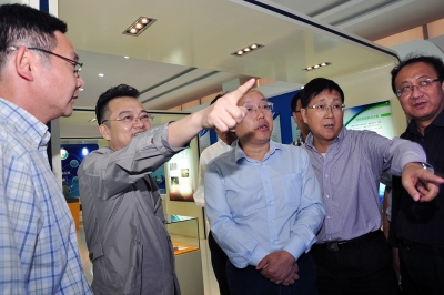 2014年10月8日，浙江省科技廳廳長(zhǎng)周國輝一行蒞臨天通指導(dǎo)