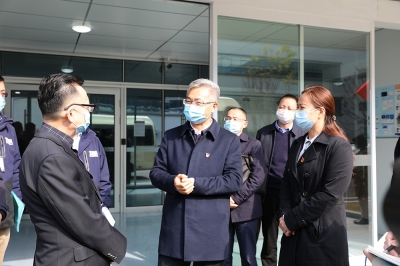 2022年1月4日，嘉興市委書記、市長李軍參觀天通泛半導體產(chǎn)業(yè)園