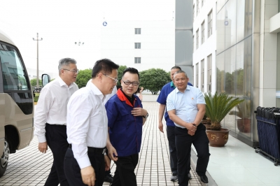 2021年5月11日時(shí)任浙江省委副書記、省長(zhǎng)鄭柵潔一行天通考察
